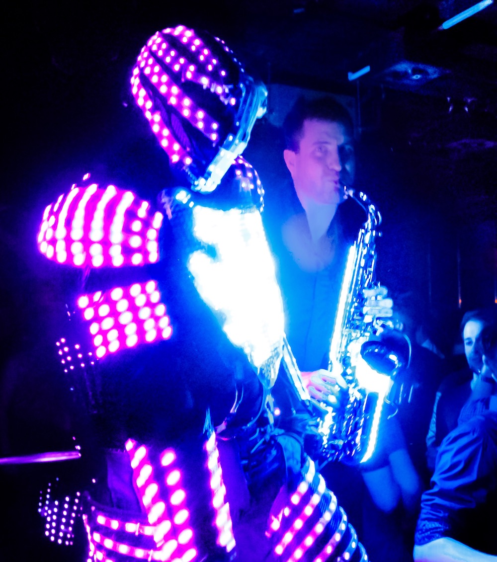LED Roboter Saxophonist